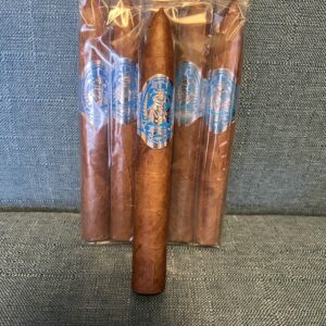 MCR Cigars HABANO Torpedo