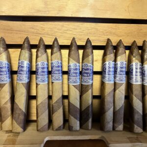 CLOUDY DAYS CIGARS - "METRO"